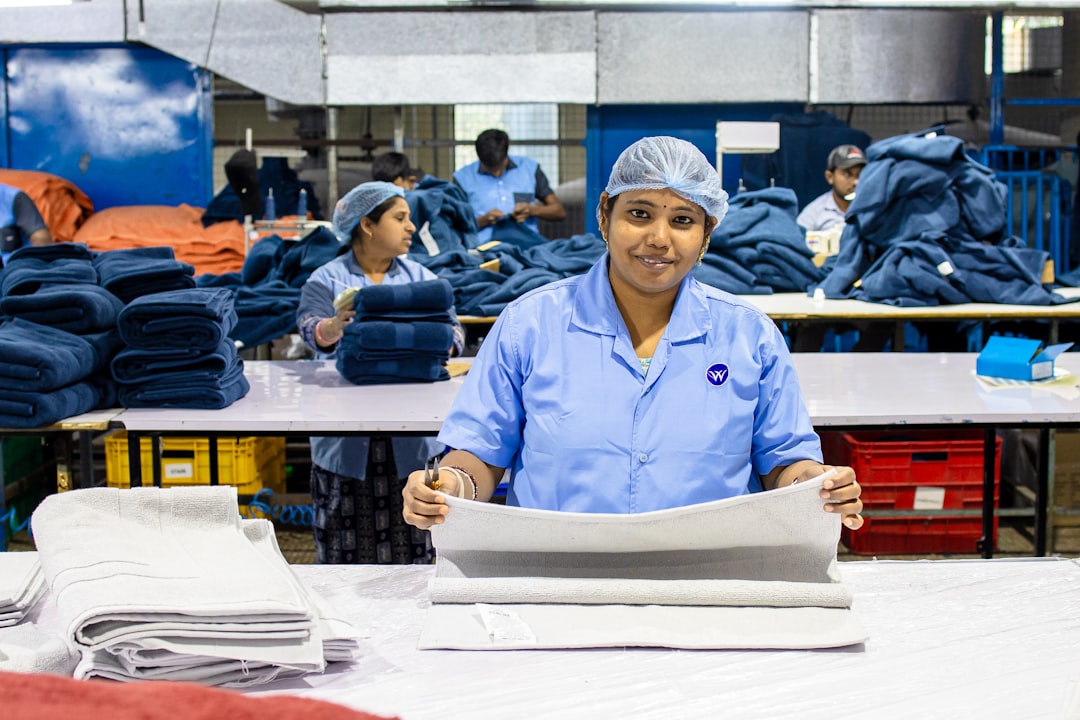 Warehouse Jobs Paying $25 an Hour Are Hiring This Week